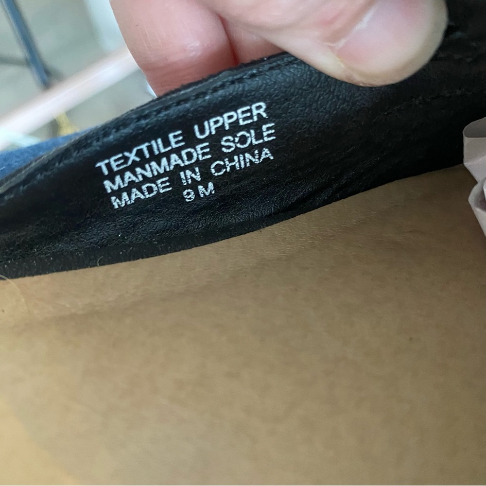 L5 The Loft Outlet Black Mules - Picture 14 of 14